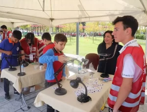 Bilim Şenliği ile Geleceğin Gençleri Parlıyor
