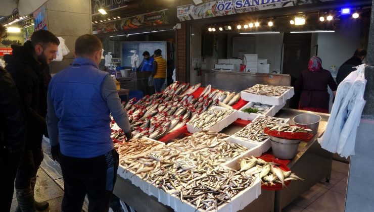 Bir hafta önce 80 TL’ye satılıyordu: Kar yağdı, fiyatı arttı