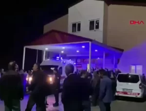 Bitlis’te Yıldırım Düşmesi: 5 Yaralı