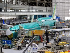 Boeing İşten Çıkarma ve Üretimi Durduruyor