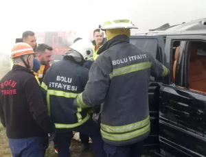 Bolu’da TIR ile cip çarpıştı: 3 yaralı