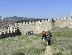 Boyabat Kalesi: Doğal ve Tarihi Çekim Merkezine Dönüşüyor