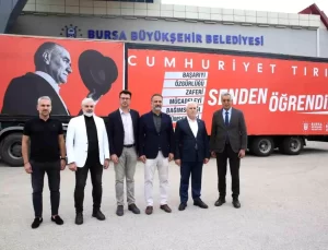 Bursa’da ‘Cumhuriyet Tırı’ Yola Çıktı