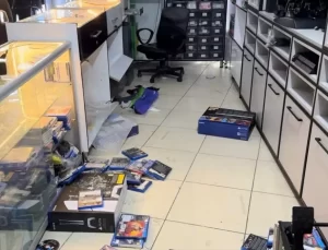 Büyükçekmece’de Oyun Konsolu Hırsızlığı