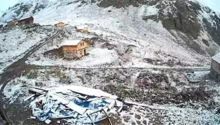 Çamlıhemşin’de İlk Kar