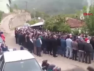 Cenazeler Defnedildi