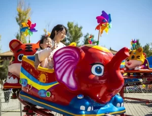 Çin Ulusal Gün Tatilinde Seyahat Patladı