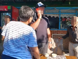 Cinayet Şüphelisi Jandarmayı Aradı