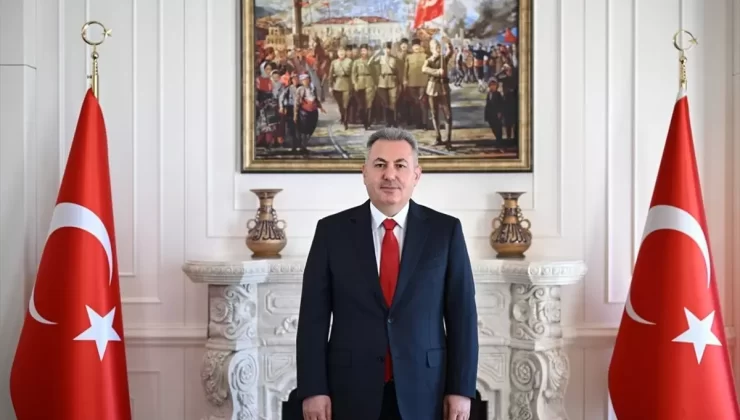 Cumhuriyet Kutlamaları İçin İzmir’e Davet