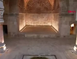 Divriği Ulu Camii ve Şifahane: Şifa ve Huzur Mekanı