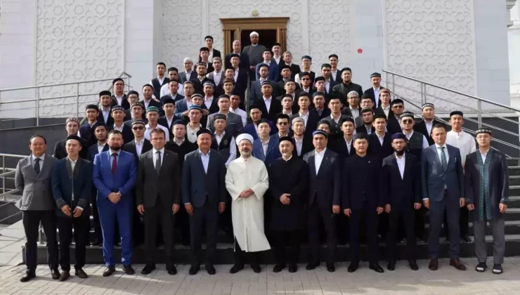 Diyanet Başkanı Erbaş Astana’da Ziyaretlerde Bulundu