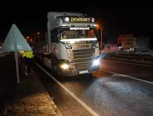 Diyarbakır’da Tır Yaya Çarptı, Ağır Yaralı