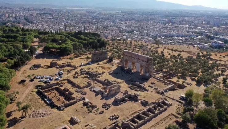 Efeler Meclisi Tralleis’te Toplandı