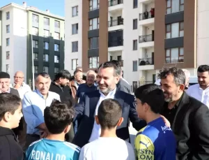 Elazığ Belediye Başkanı Şerifoğulları Aşağıdemirtaş Mahallesi’nde İncelemelerde Bulundu