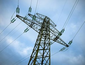 Elektrik, petrole meydan okuyor