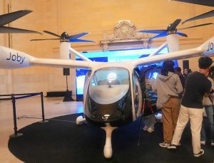 Elektrikli hava taksisi New York’ta görücüye çıktı