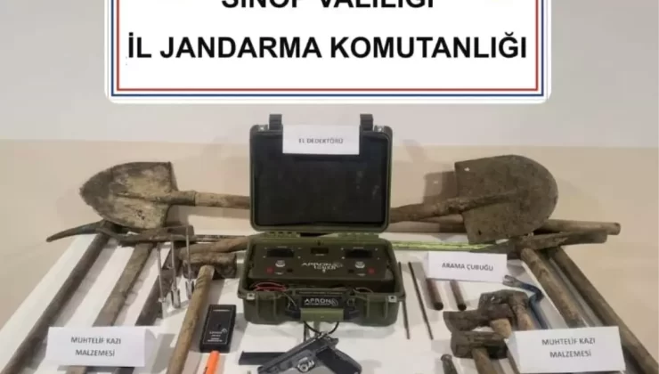 Erfelek’te Kaçak Kazı Yapan 3 Şüpheli Yakalandı