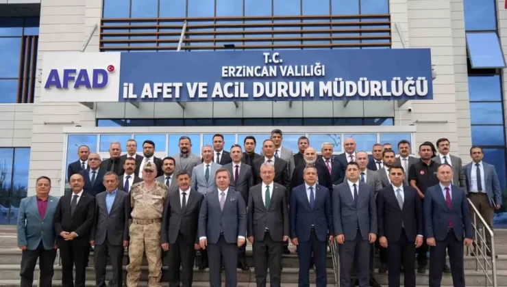 Erzincan’da Uluslararası Türk Diasporası Toplantısı Yapıldı
