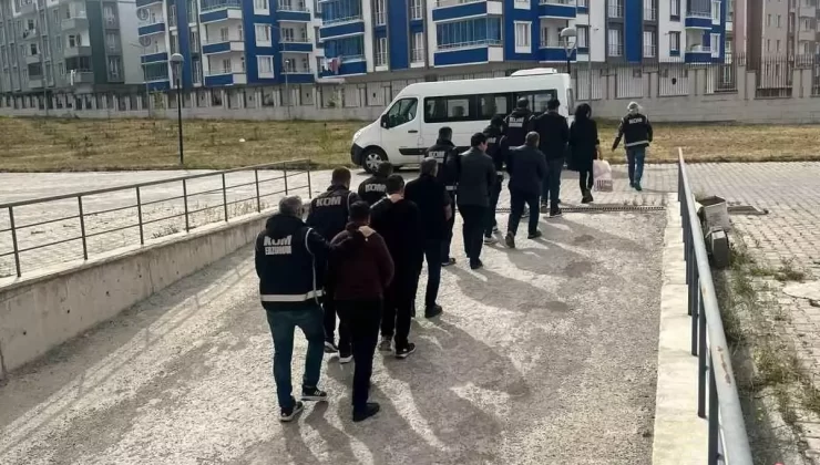Erzurum’da Dolandırıcılık Operasyonu: 20 Gözaltı