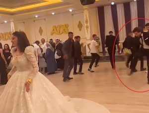 Erzurum’da gelinin attığı çiçeğe, yakalamak yerine tekme attı