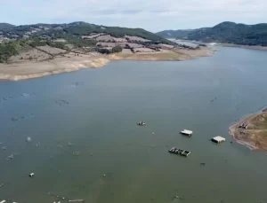 Eşelek Köyü Su Seviyesi Düşünce Gün Yüzüne Çıktı