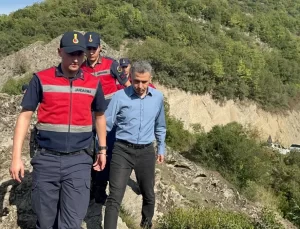 Eşini Kayalıklardan İttiği İddiasıyla Keşif Yapıldı