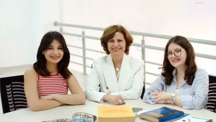 Eskişehir’de İhtiyaç Sahibi Öğrencilere Burs Desteği