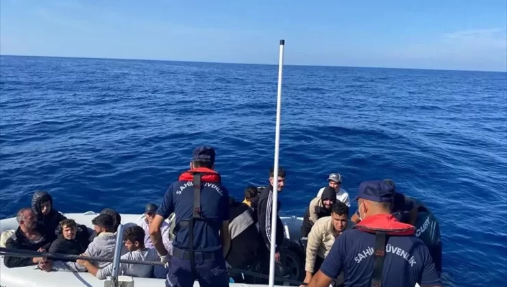 Fethiye’de 18 Düzensiz Göçmen Kurtarıldı