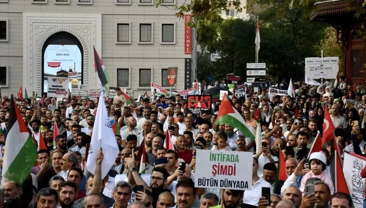 Filistin’e Destek Gözyaşlarıyla Gösterildi