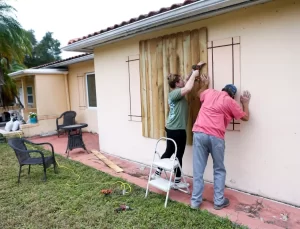 Florida Kasırgaya Hazır: Tahliyeler Sürüyor