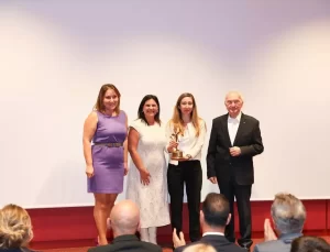 Gilead’ın HIV Kampanyasına Ödül