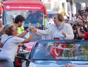 Gülsen Tuncer’den Filistin Mesajı