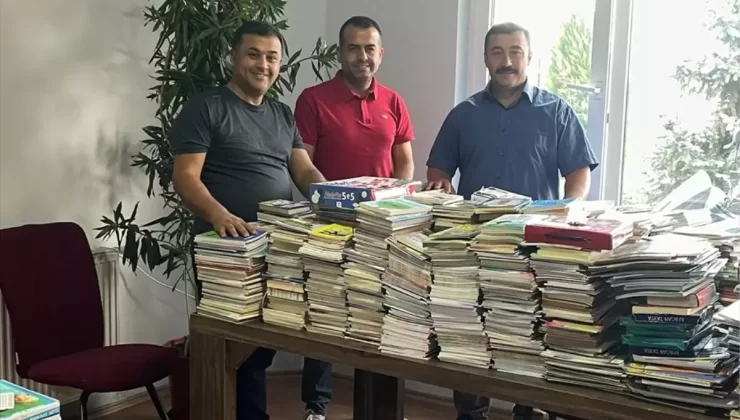 Hatay’a 30 Bin Kitap Gönderildi