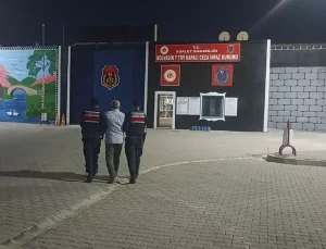 Hükümlü Çatıda Yakalandı