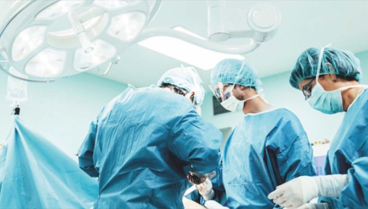 İngiltere’de gerçekleştirilen ameliyatta ‘İsviçre çakısı’ skandalı gündem oldu