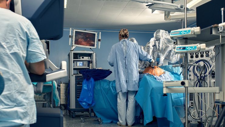 İngiltere’de incelenen kadavranın üç penisli olduğu ortaya çıktı