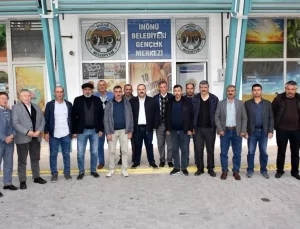 İnönü Belediye Başkanı muhtarlarla kahvaltıda bir araya geldi