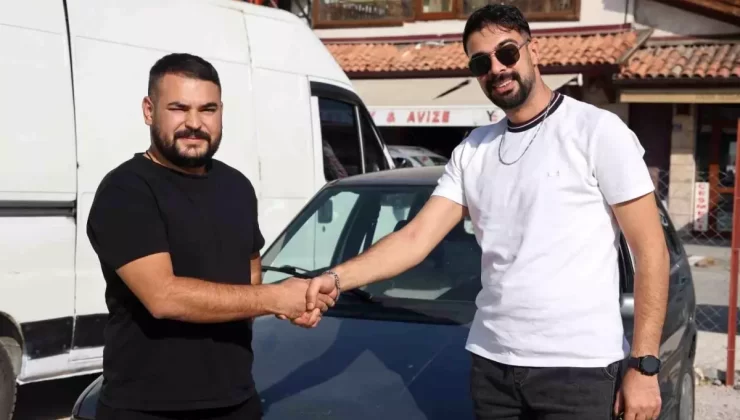 İphone 16 Pro Max İçin Fiat Uno Takası