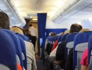 İran, uçaklara çağrı cihazı alınmasını yasakladı