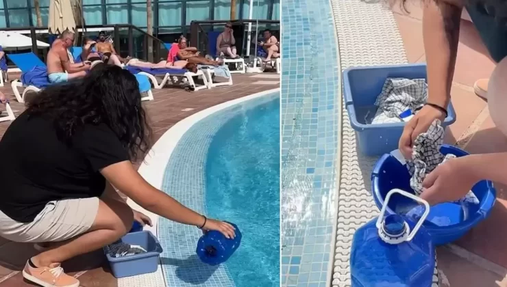 İspanya’da turizm karşıtları, turistlerin kaldığı otelin havuzunda bulaşık ve çamaşır yıkadı