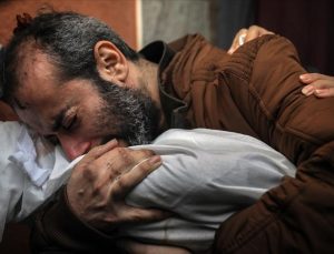 İsrail, Gazze’de bir bölgenin daha boşaltılmasını istedi