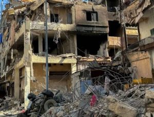 İsrail Lübnan’da yardım görevlilerini hedef aldı