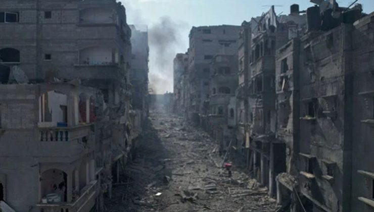 İsrail’den Gazze’deki mülteci kampına saldırı: En az 20 kişi hayatını kaybetti