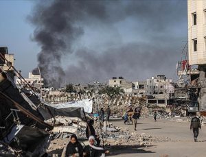 İsrail’in saldırılarını sürdürdüğü Gazze’de can kaybı 42 bin 227’ye çıktı