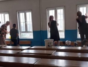 İstanbul’da ‘Okulu veliler temizliyor’ paylaşımındakilerin personel olduğu ortaya çıktı