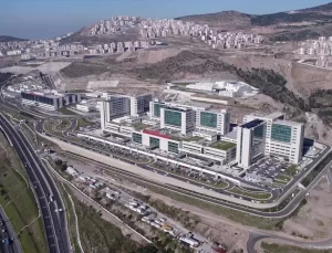 İzmir Şehir Hastanesi 1. Yılını Kutladı