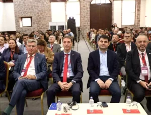 İzmir Temiz Enerji Zirvesi Başladı