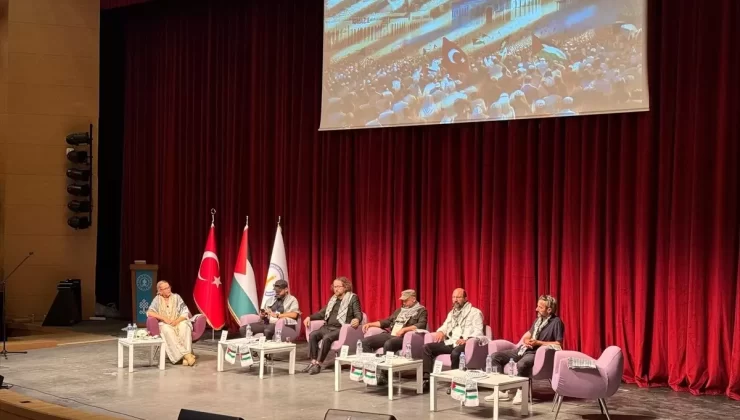 İzmir’de “Gazze’ye Bir Nefes” programı düzenlendi