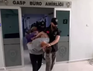 İzmir’de Sahte Polis Operasyonu