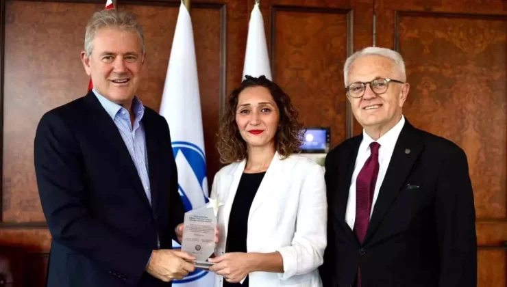 İZTO 100 Bin Üyeye Ulaşarak Tarih Yazdı